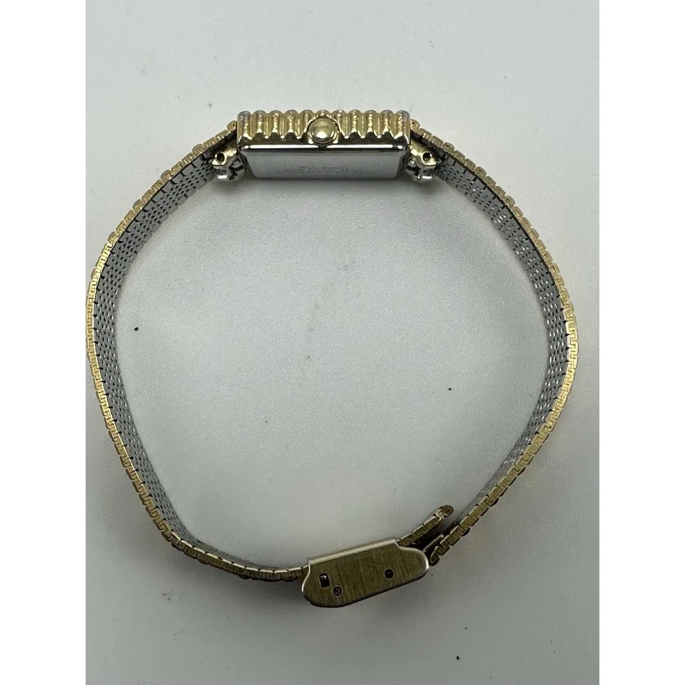 Pierre Cardin Ladies Watch New Battery 18MM 7